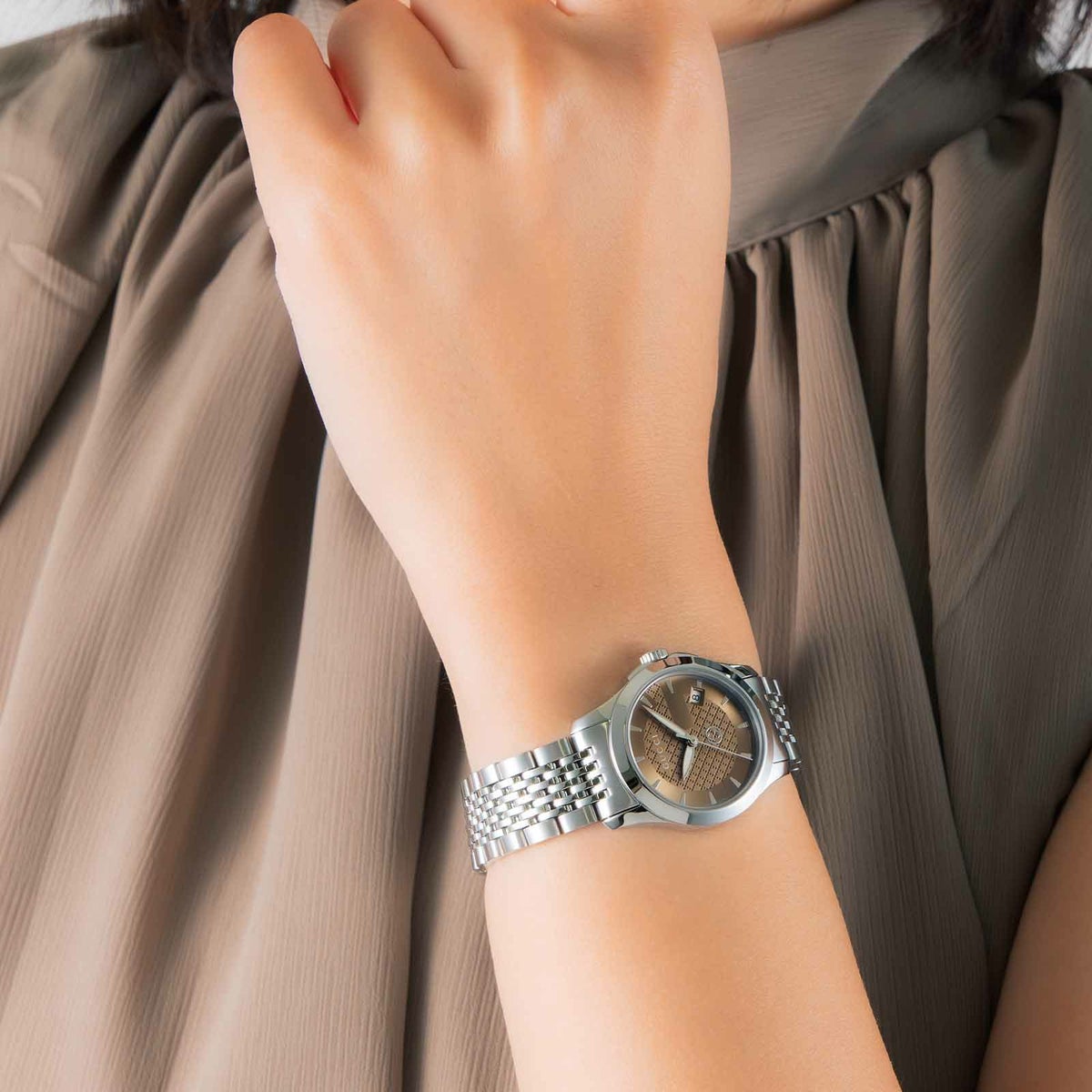 GUCCI グッチ 【OUTLET：箱不良】 G タイムレス / YA1265007