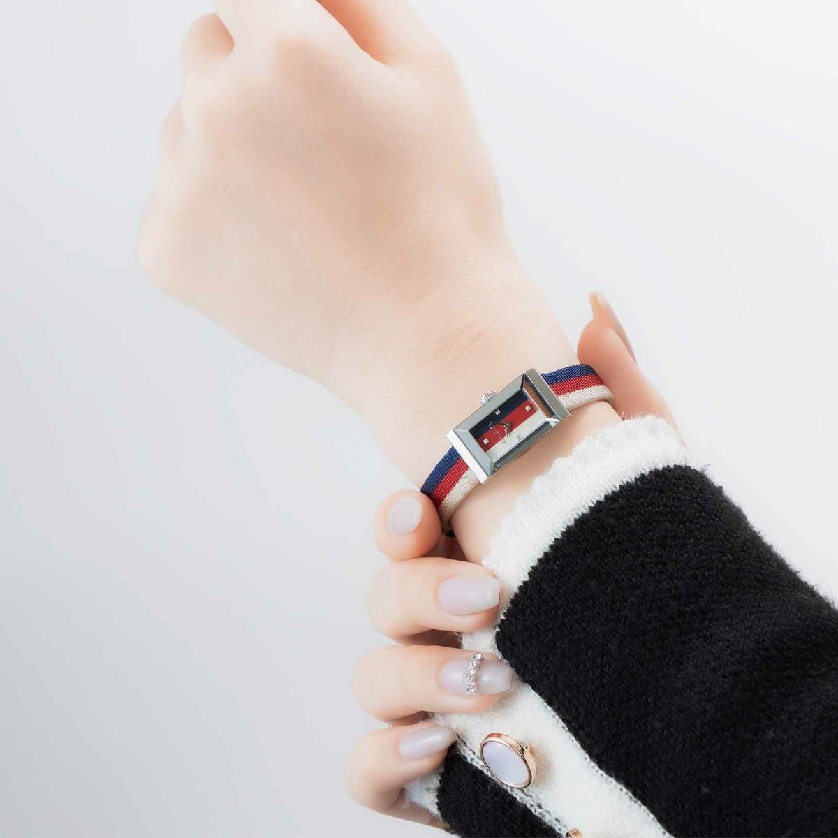 GUCCI グッチ G-フレーム / YA147508