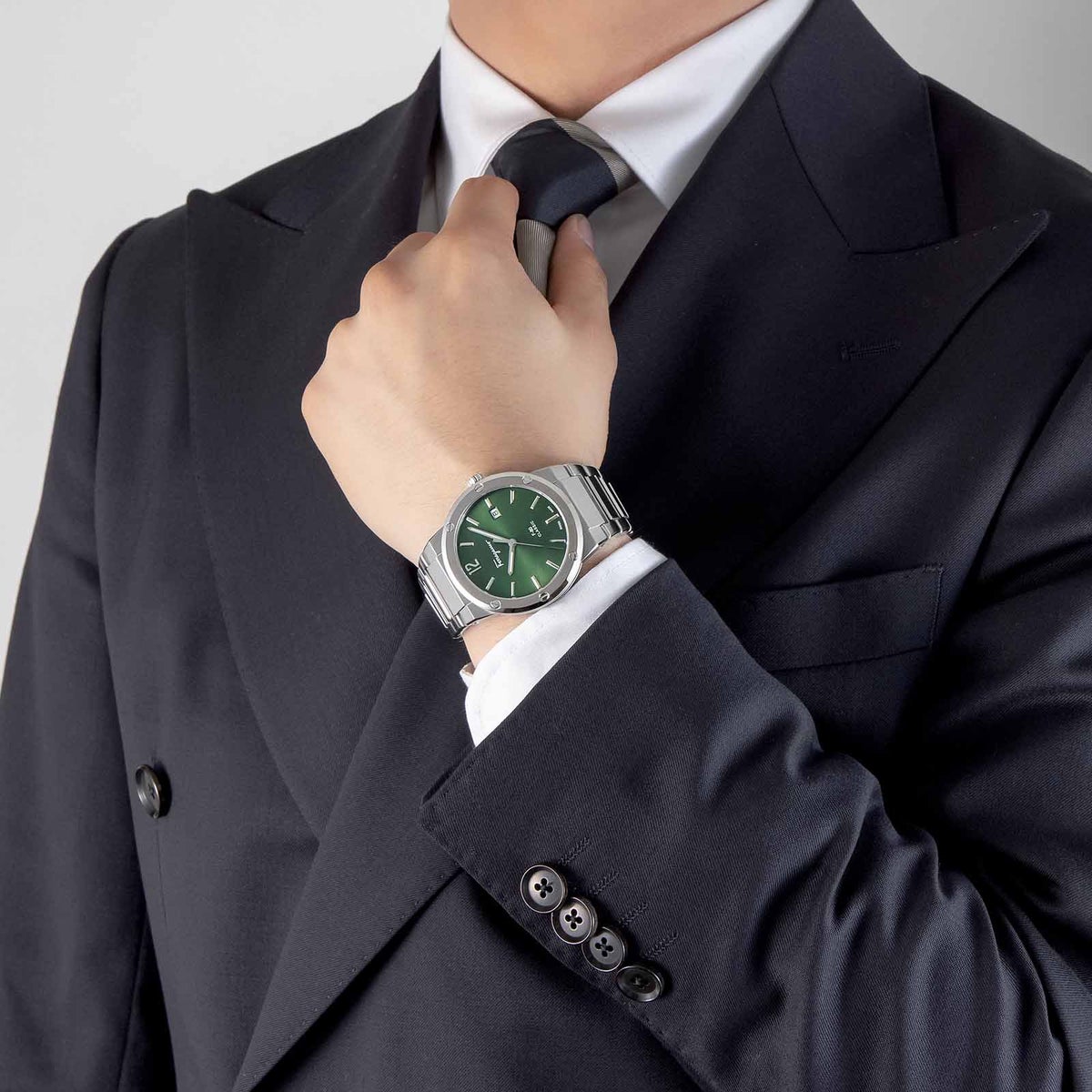 Ferragamo フェラガモ F-80 CLASSIC / SFDT02123